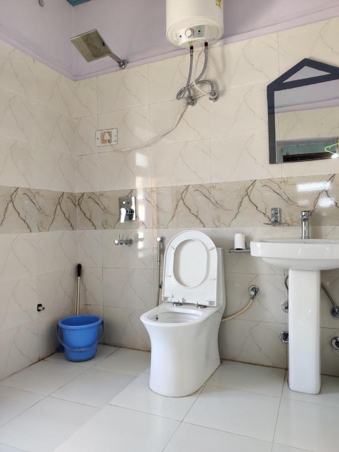 Youthok Guest House 레 외부 사진