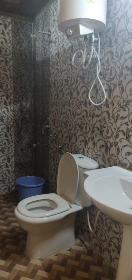 Youthok Guest House 레 외부 사진